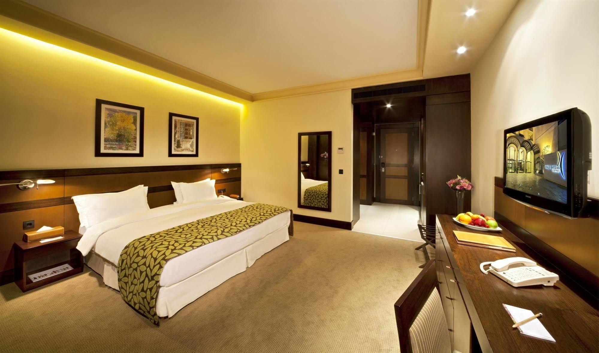 Coral Beirut Al Hamra Hotel Habitación foto