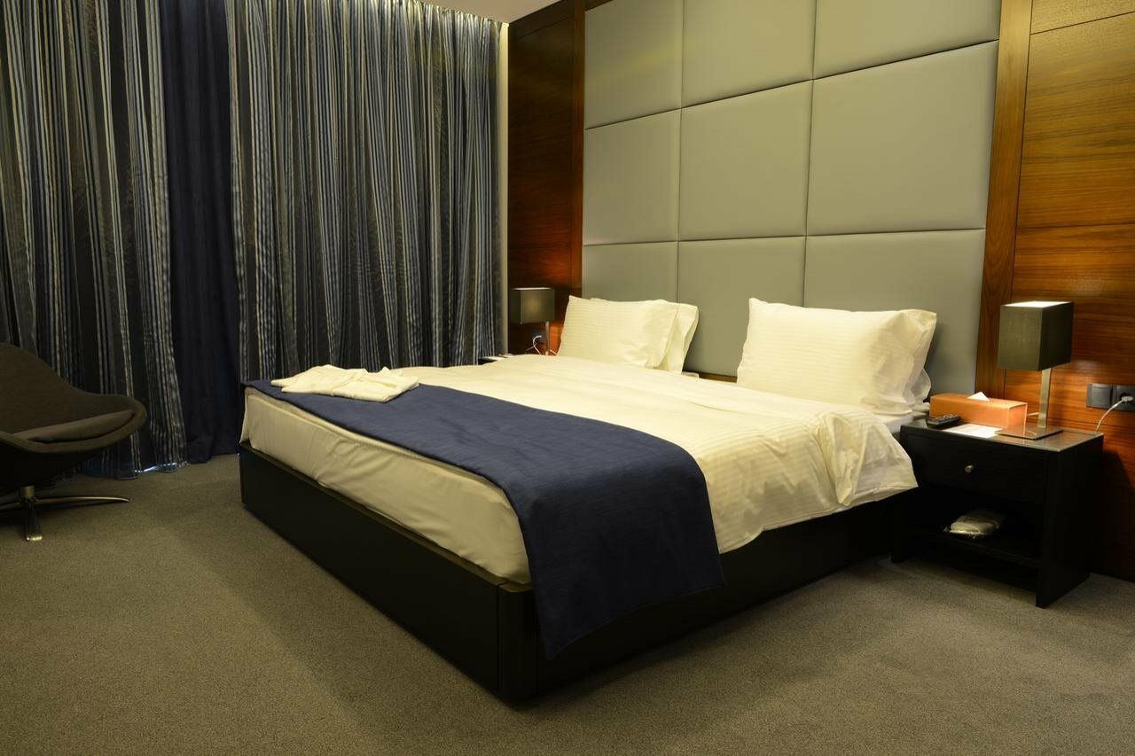 Coral Beirut Al Hamra Hotel Exterior foto